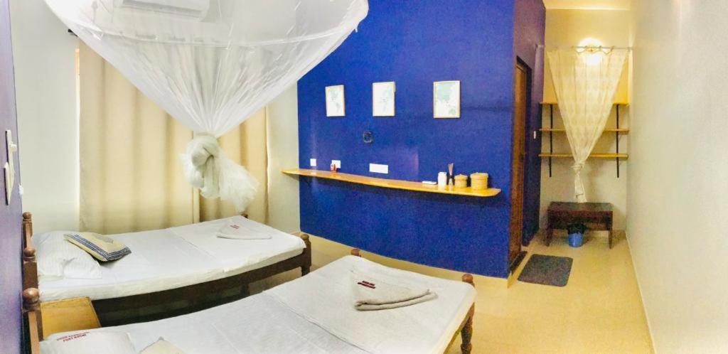 New Goodkarma Inn Kochi Exterior foto