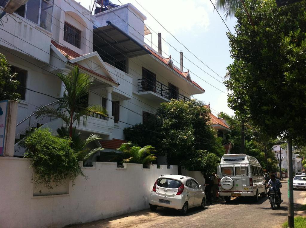 New Goodkarma Inn Kochi Exterior foto